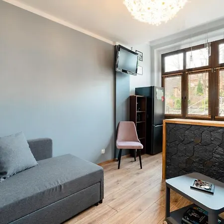 Everysky - Konstytucji 3 Maja 75